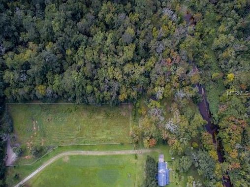 5th image of 947 River Edge Ct