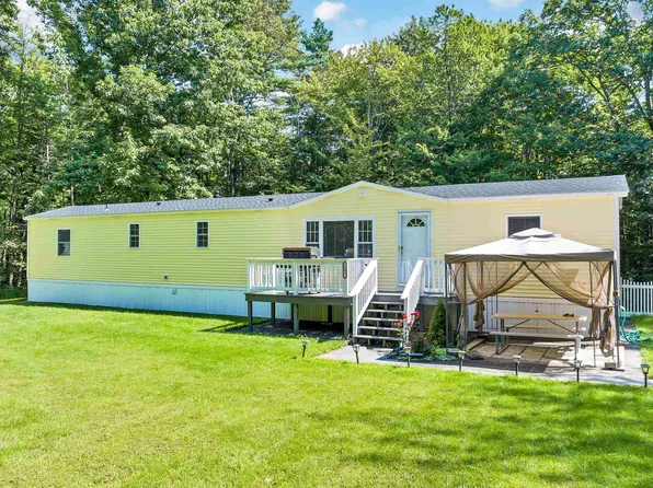 102 Hunter Lane, Farmington, NH 03835