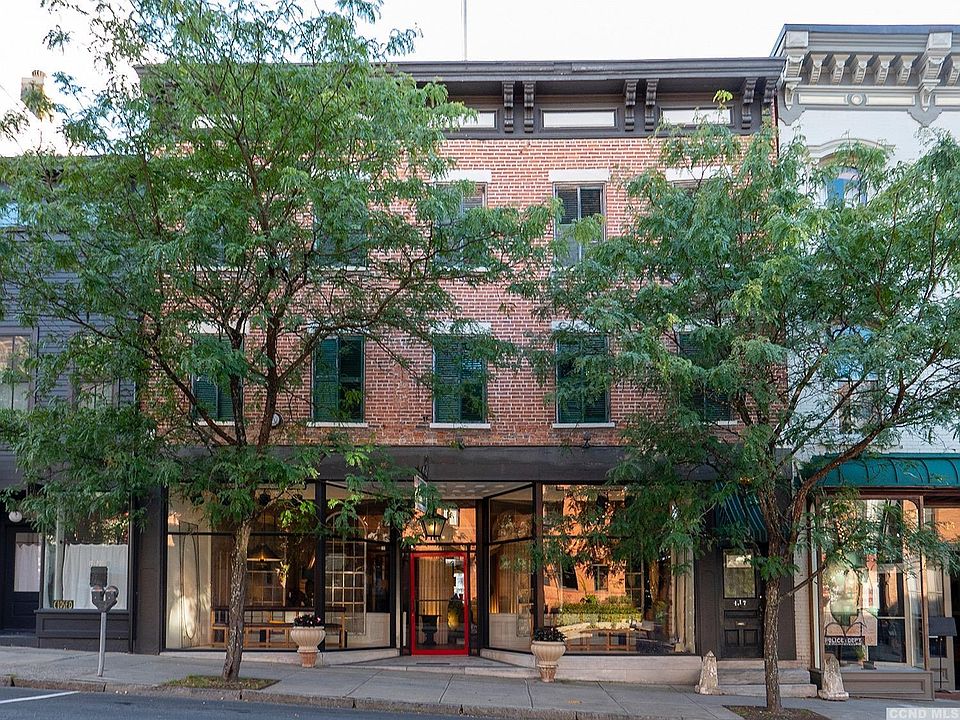 1st image of 419 Warren St