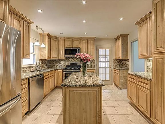 3rd image of 2340 Burch Cir