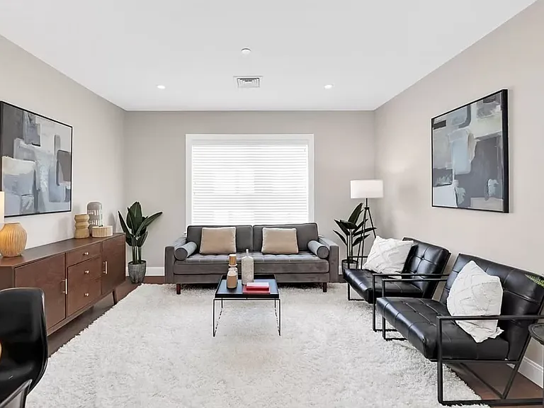 425 Lagrange St #210 — Photo 5