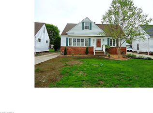 733 Pendley Rd, Willowick, OH 44095