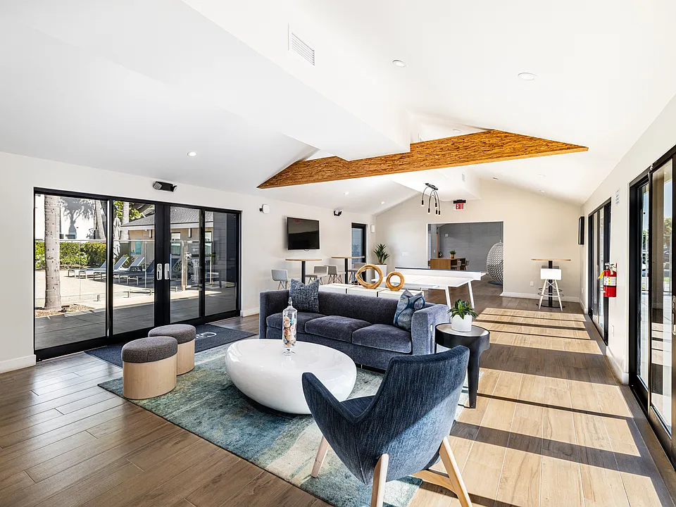 Clubhouse | Apartments in Huntington Beach, CA | The Breakwater Apartment
