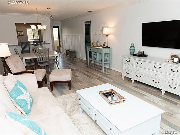 3rd image of 6533 SE Williamsburg Dr APT 205