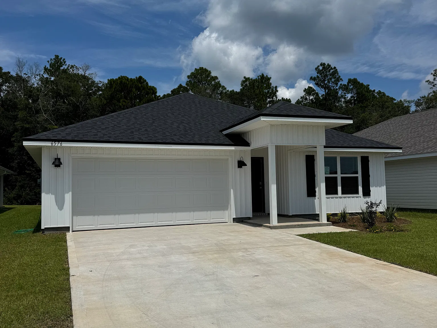 4 bed, 1787 sqft, $2,000 — Photo 1