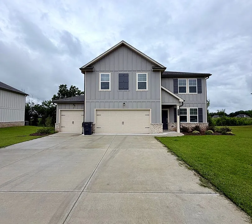 216 Old Hollow Way
