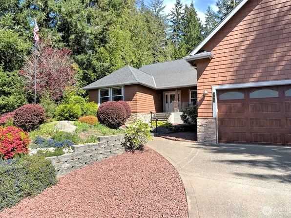 1171 E Old Ranch Road, Allyn, WA 98524