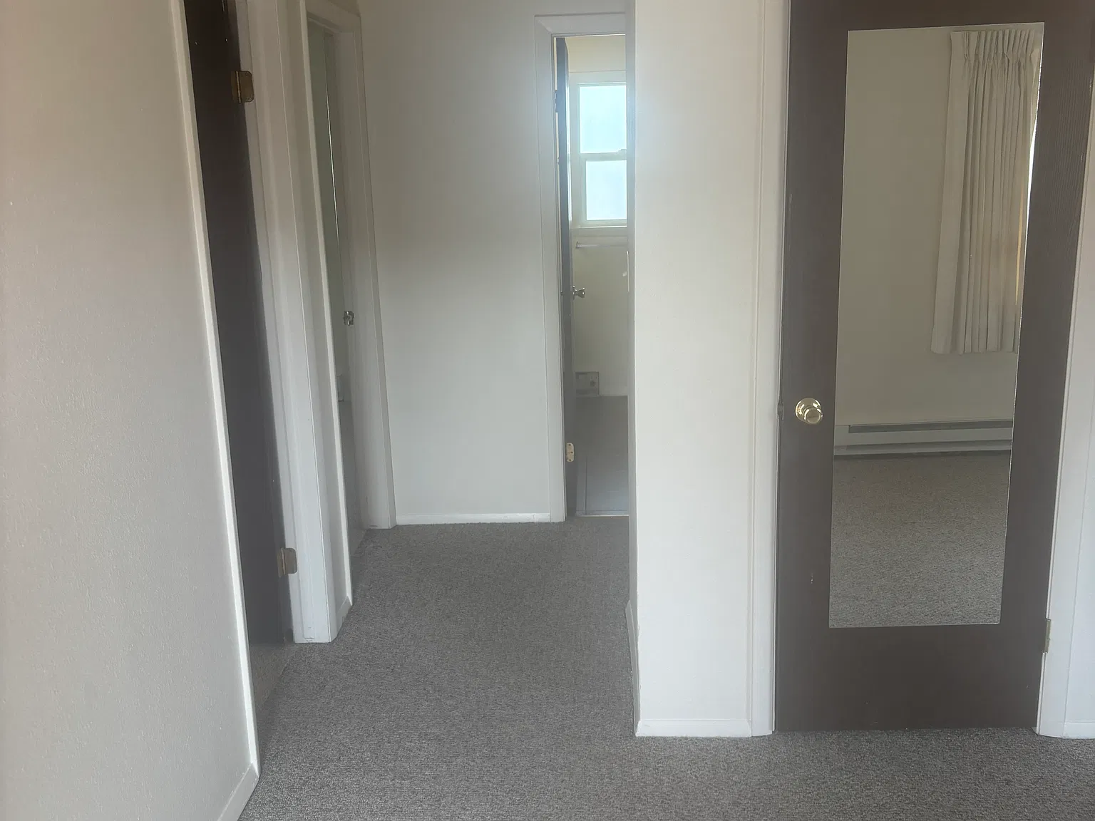 2 bed, 800 sqft, $1,000 — Photo 4