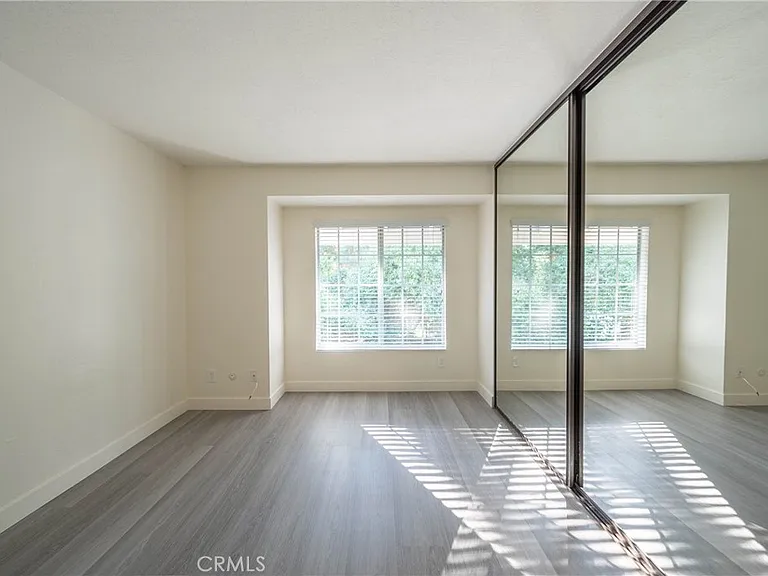 71 Woodleaf — Photo 7