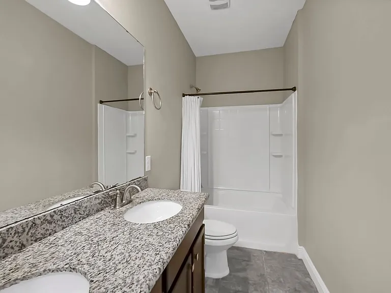 2676 New Haven Blvd — Photo 42