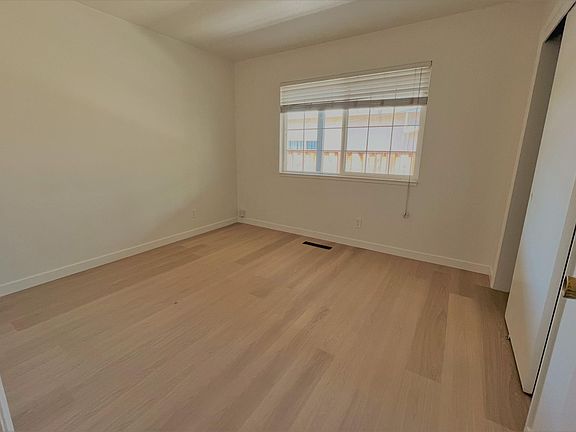 3rd image of 973 Miller Ave
