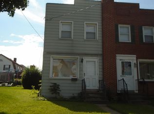 224 E Jackson St, New Holland, PA 17557
