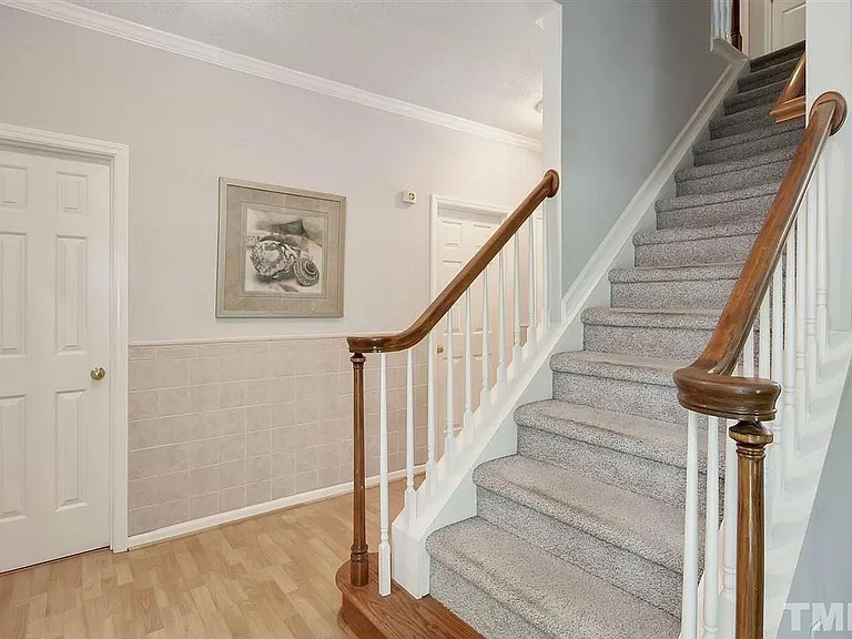 3209 Daingerfield Dr — Photo 4