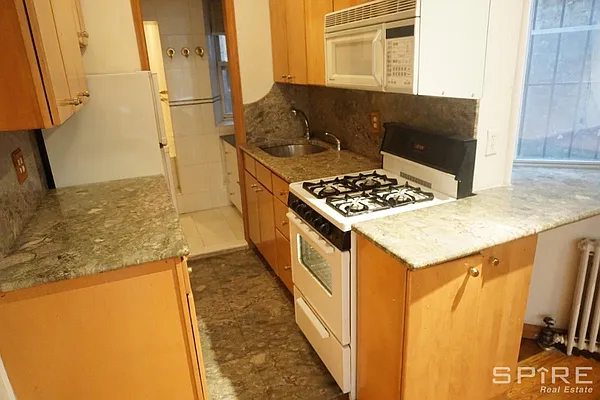 Rented by Spire Group | media 12