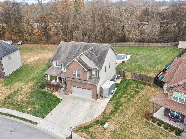 935 Nectar Ct, Adams, TN 37010