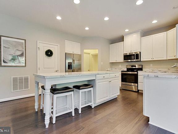 Wonderful Gourmet Kitchen