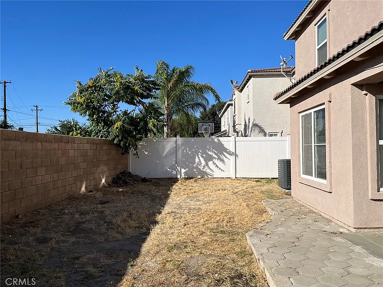 1241 Castledale St — Photo 35