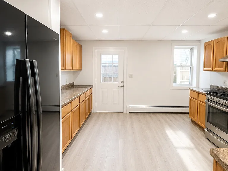 50 Center Ave #1A — Photo 1