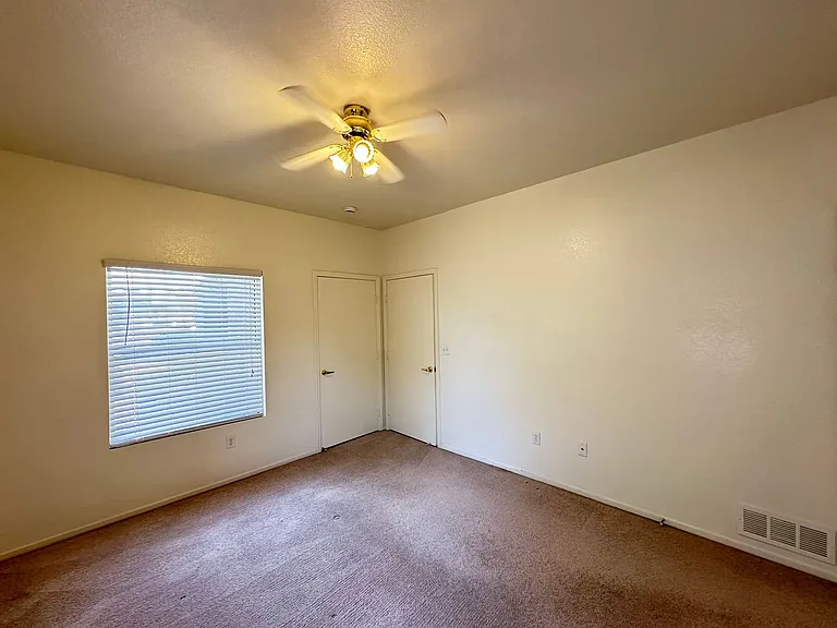 9620 W Russell Rd #1130 — Photo 12