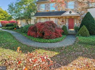 1034 Radley Dr, West Chester, PA 19382