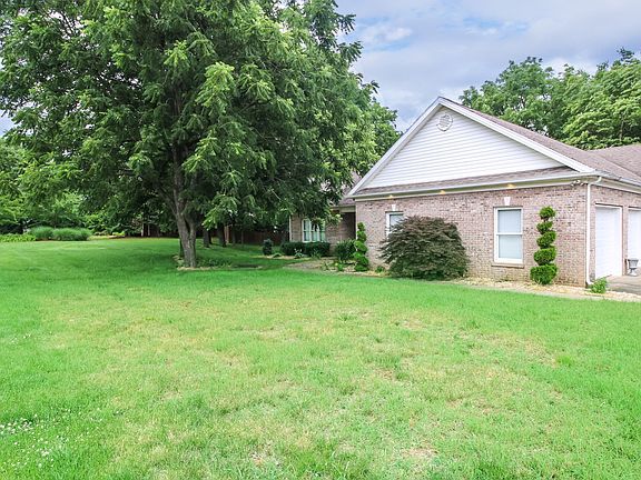 2nd image of 1128 Shetland Dr