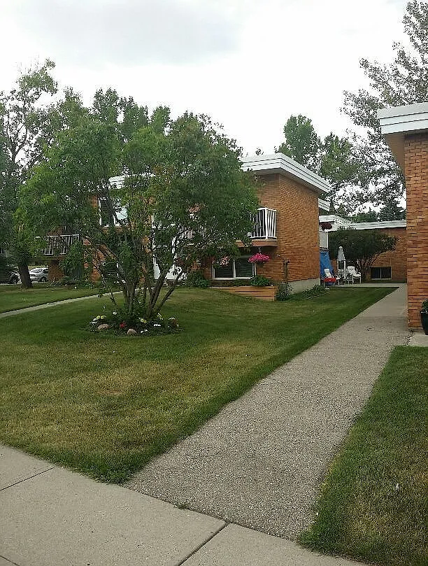 A Great Duplex/ Apartment In "North Haven" — Photo 2