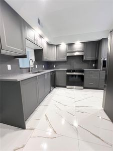 4702 Martinique Dr APT E1, Pompano Beach, FL, 33066