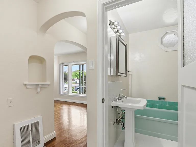 855 Main St #2 — Photo 15