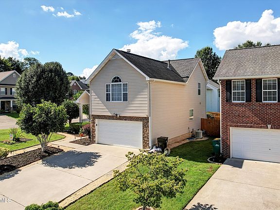 4th image of 8141 Spring Haven Ln