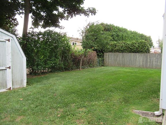 3rd image of 2709 Hayes St