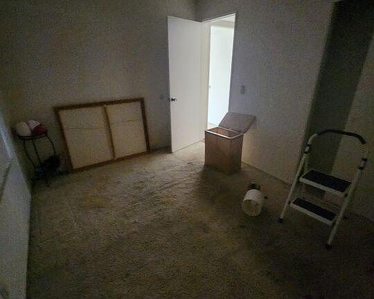 4th image of 48309 Garbo Dr