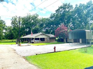 112 Stewart St, DERMA, MS 38839