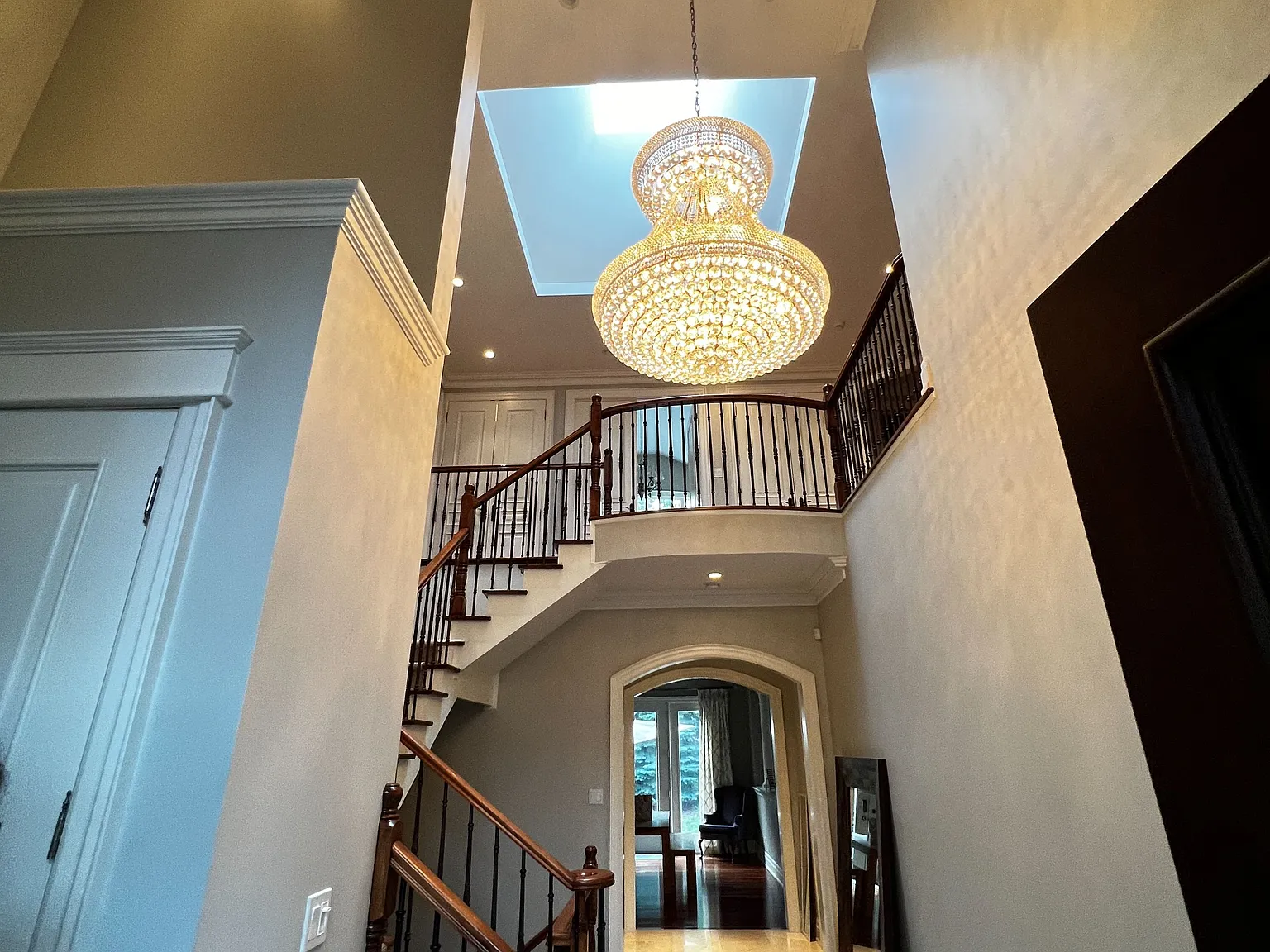 5 bed, $8,800 — Photo 4