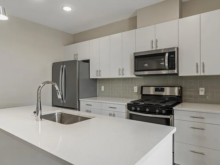 2374 S University Blvd #501 — Photo 13