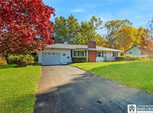 1 Villa Dr, Westfield, NY