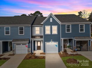 7708 Ethora Way, Charlotte, NC 28216