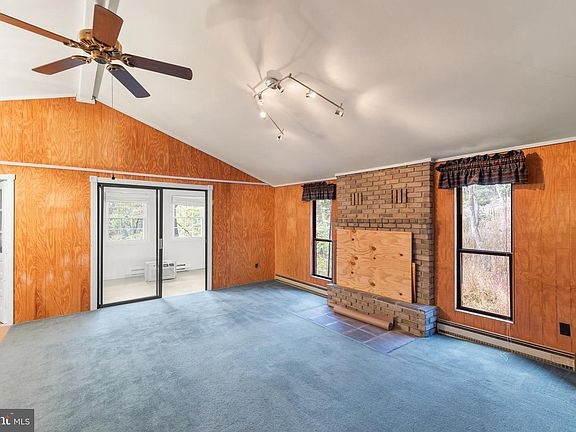 5th image of 3 Tuckahoe Trl