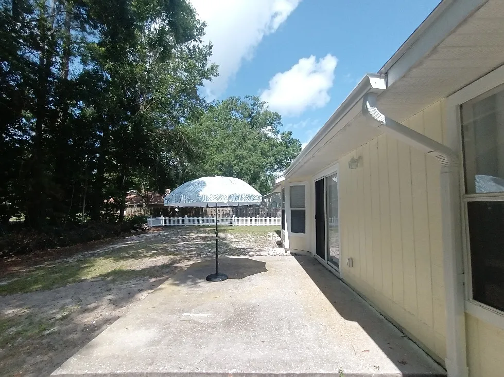 3 bed, 1600 sqft, $2,350 — Photo 4