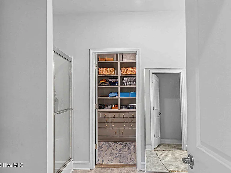 702 Greenwich Pl — Photo 20