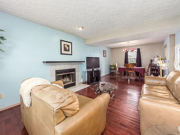 5th image of 3044 Fayburrow Dr