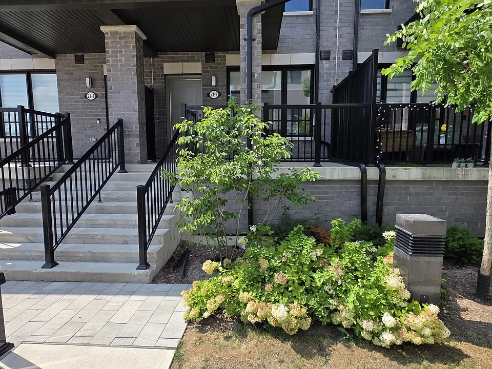 21 Baynes Way #2