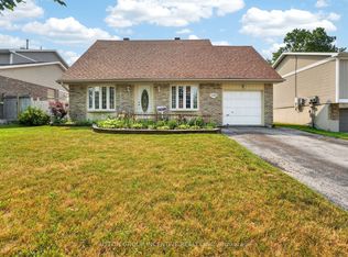 63 Heather St, Barrie, ON L4N4M9