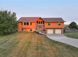 10195 State Route Ff SE, Agency, MO 64401