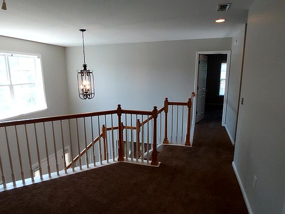 5th image of 100 Crown Empire Ct
