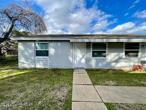 1904 Finfeather Rd Photo 1