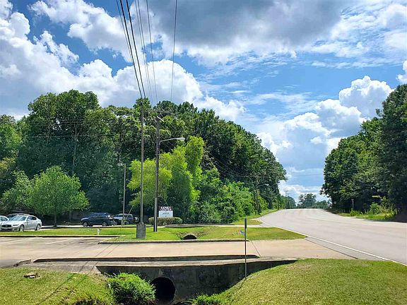 5th image of 120 Marvin Hancock Dr