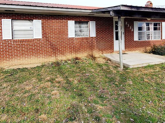 3rd image of 2332 Fowler Grove Rd