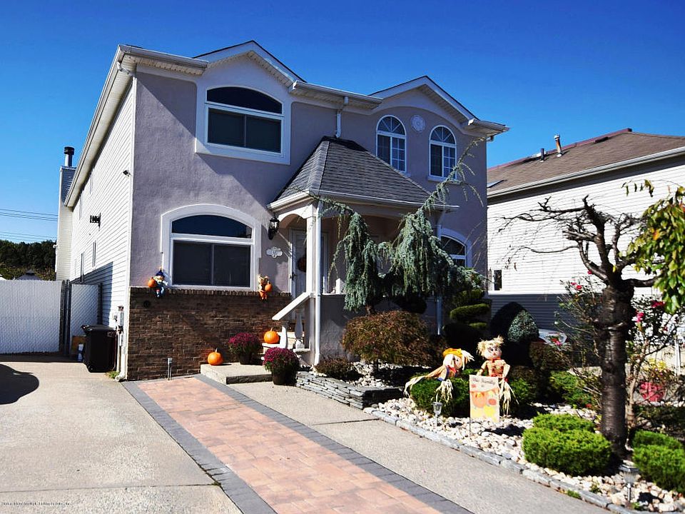 1st image of 68 Salamander Ct
