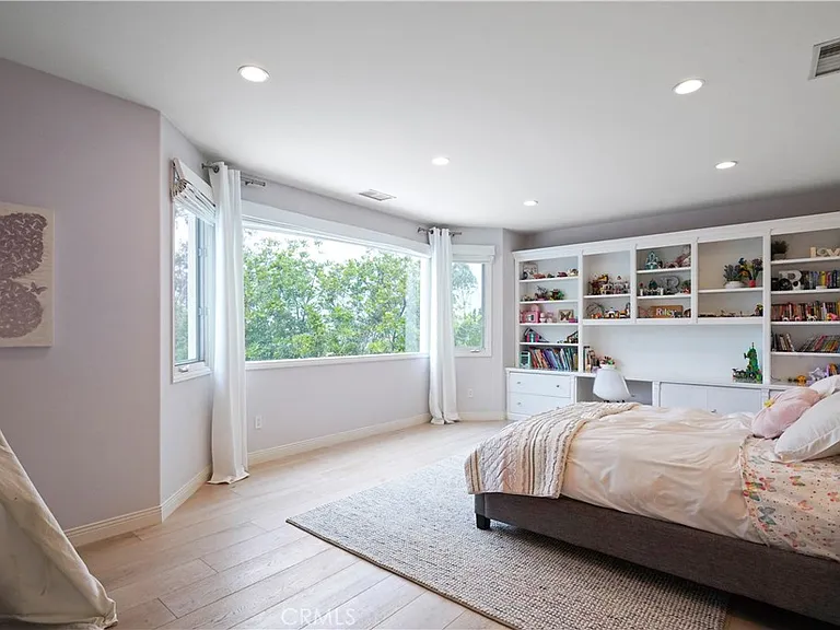 25418 Cumberland Ln — Photo 13