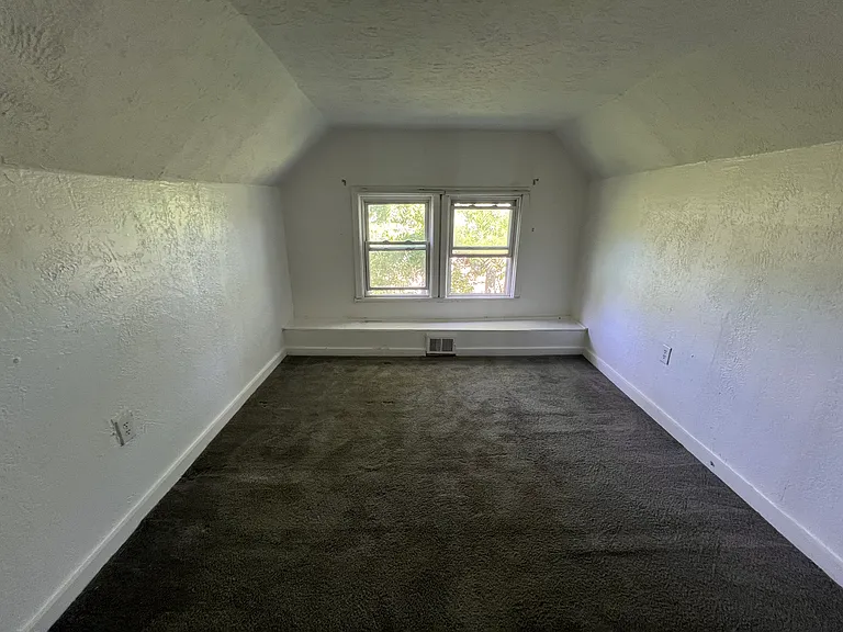 9421 Parkview Ave #2 — Photo 5